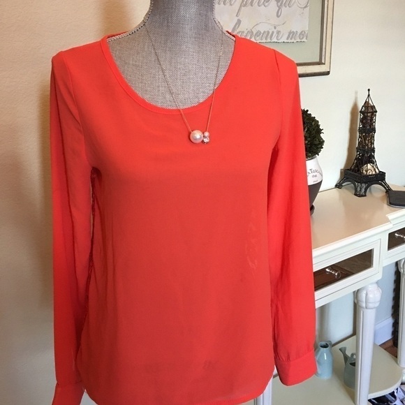 Chiffon blouse - Picture 1 of 3